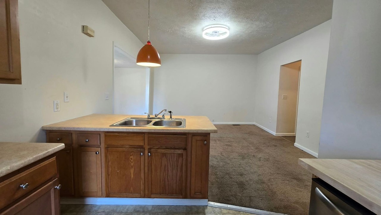 3914 Middle St - Photo 6 of 20