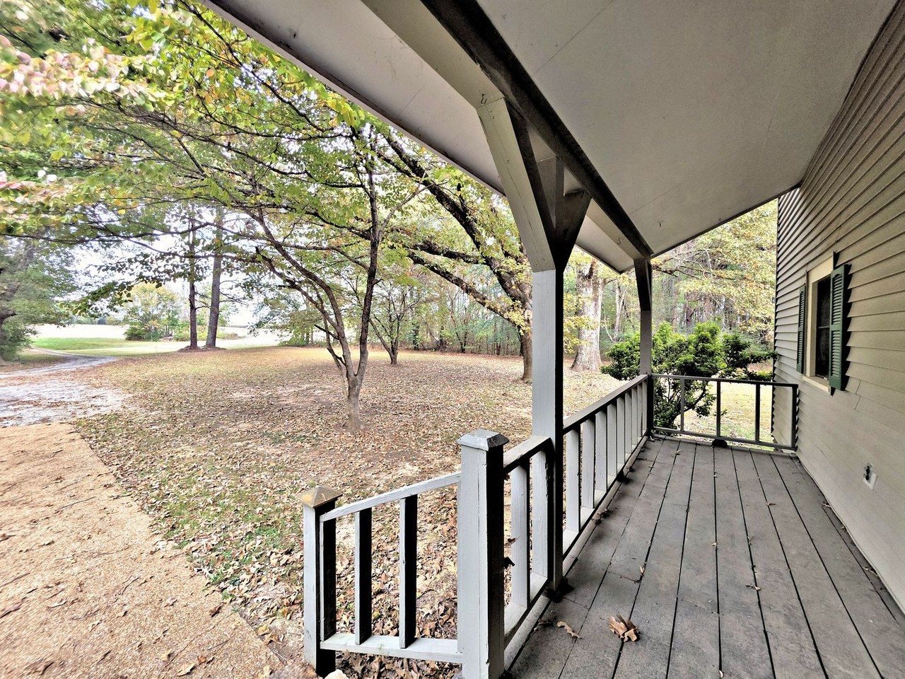 26268 Copeland Rd - Photo 7 of 35