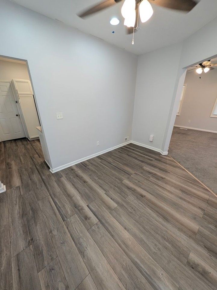 3132 N 47th Ave - Photo 6 of 30