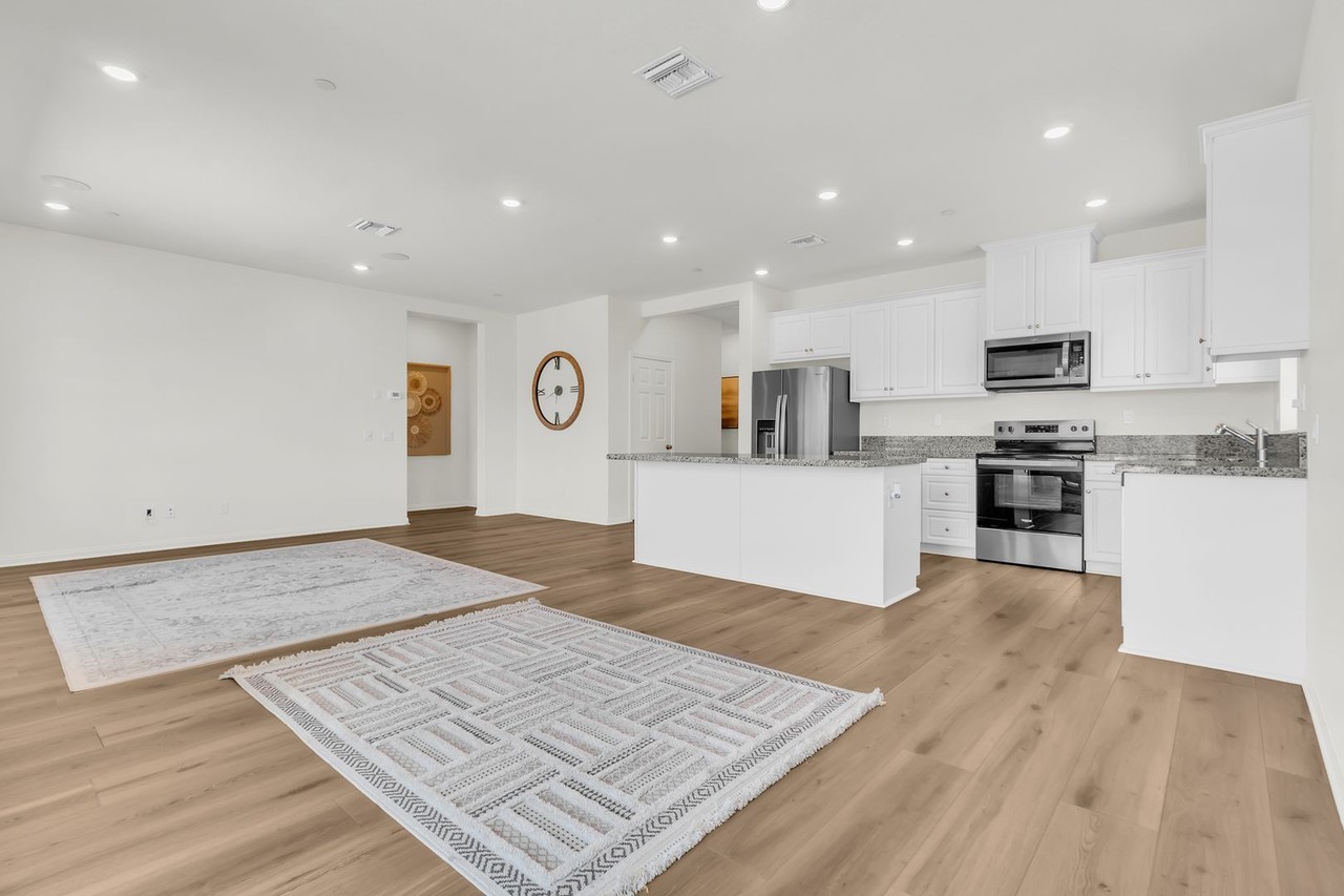 5055 Siena Ct - Photo 6 of 36