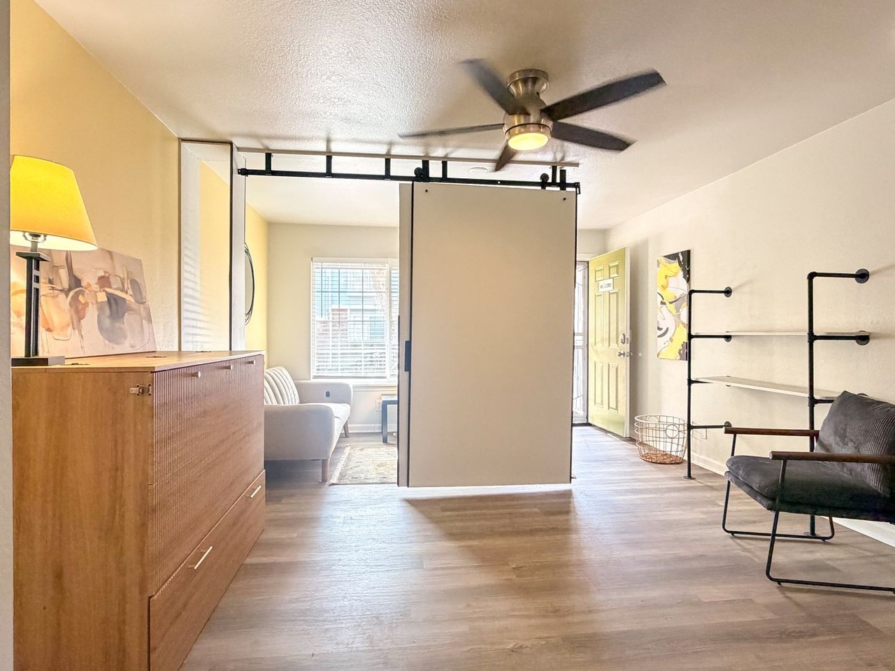 61 S Sable Blvd - Photo 2 of 15