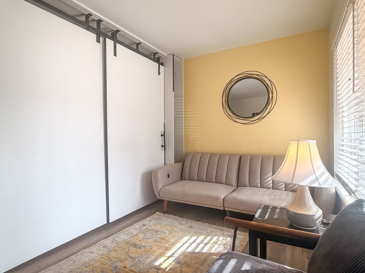 61 S Sable Blvd - Photo 3 of 15