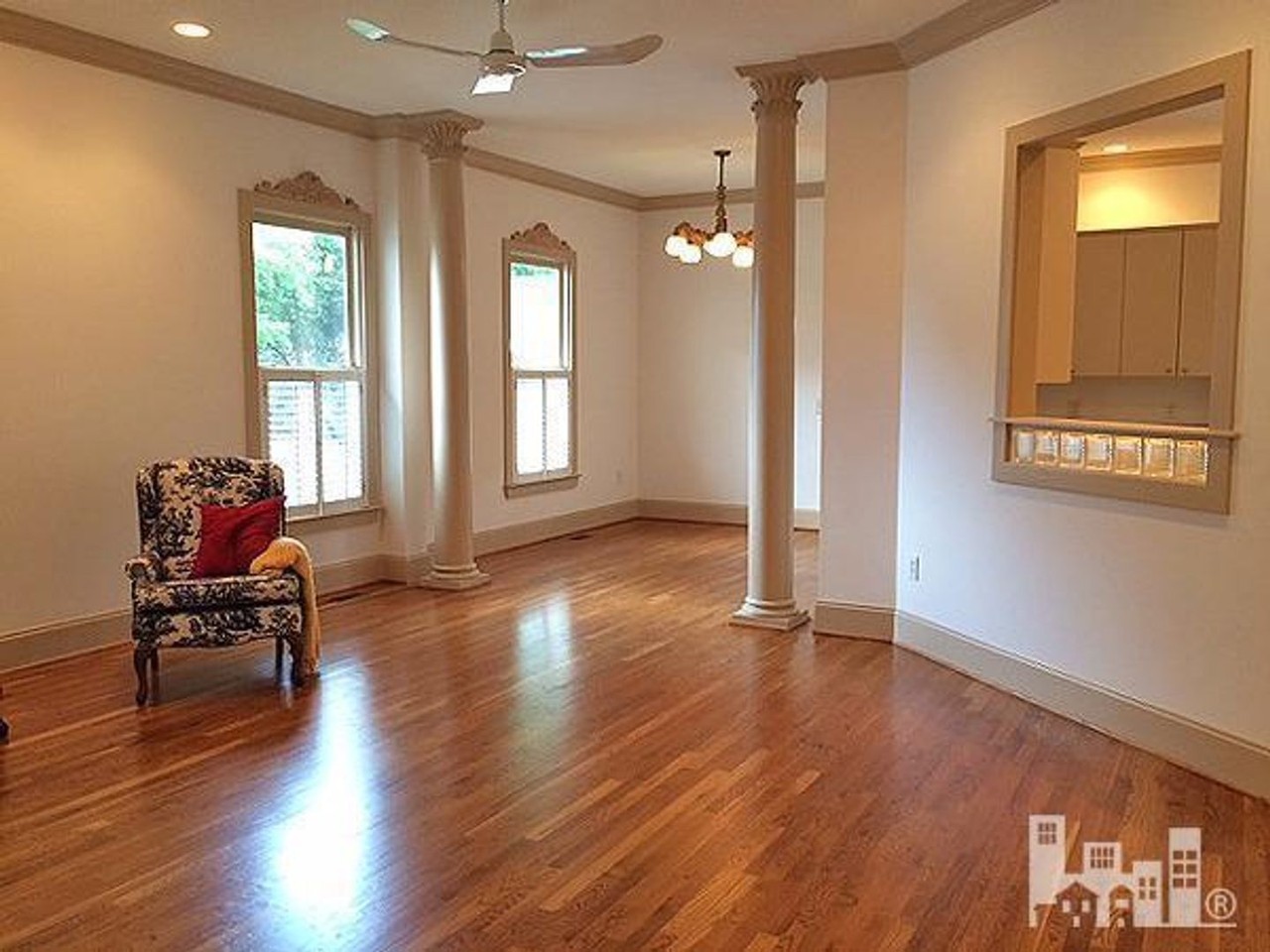 314 Nun St - Photo 6 of 11