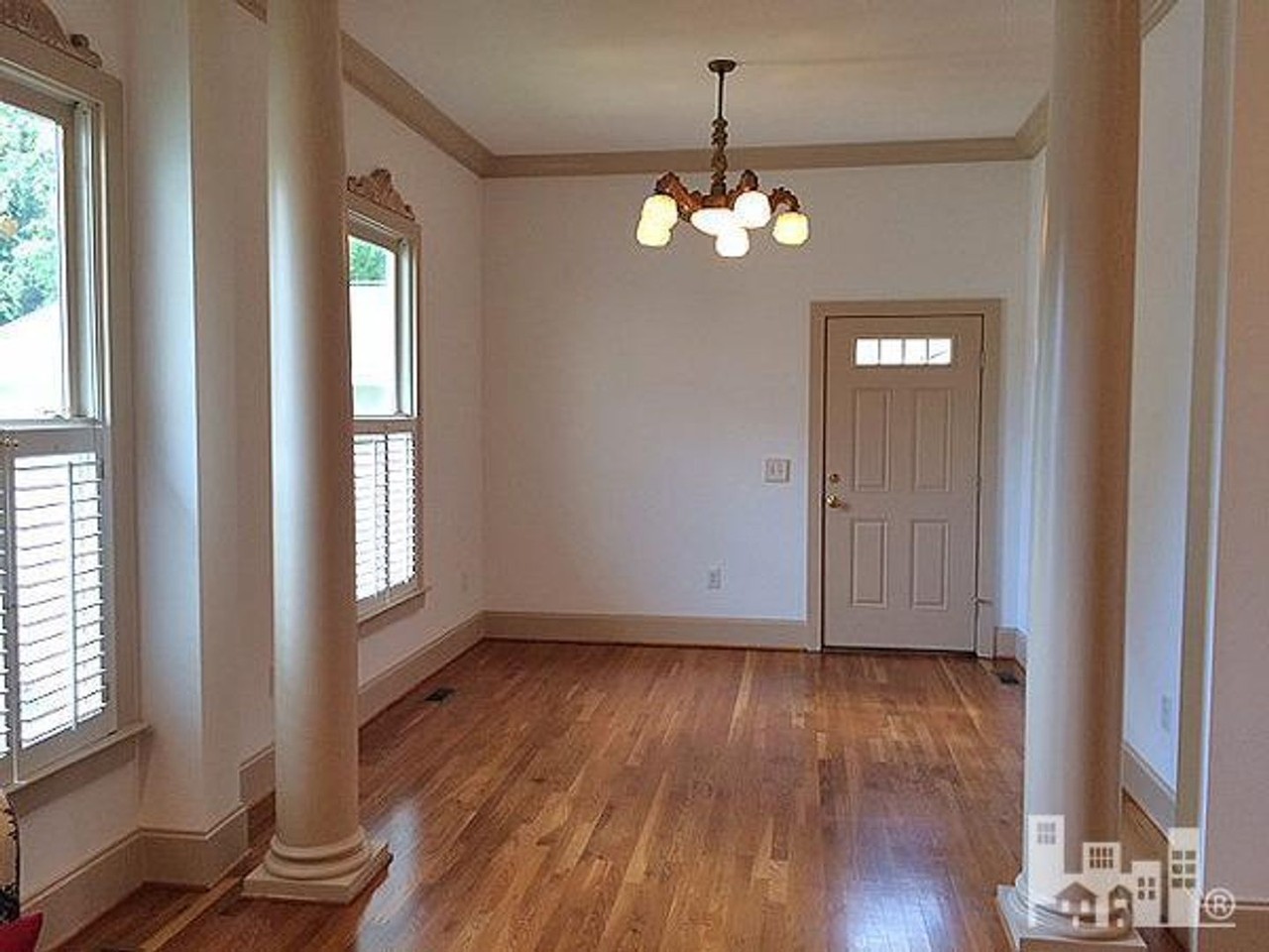 314 Nun St - Photo 7 of 11