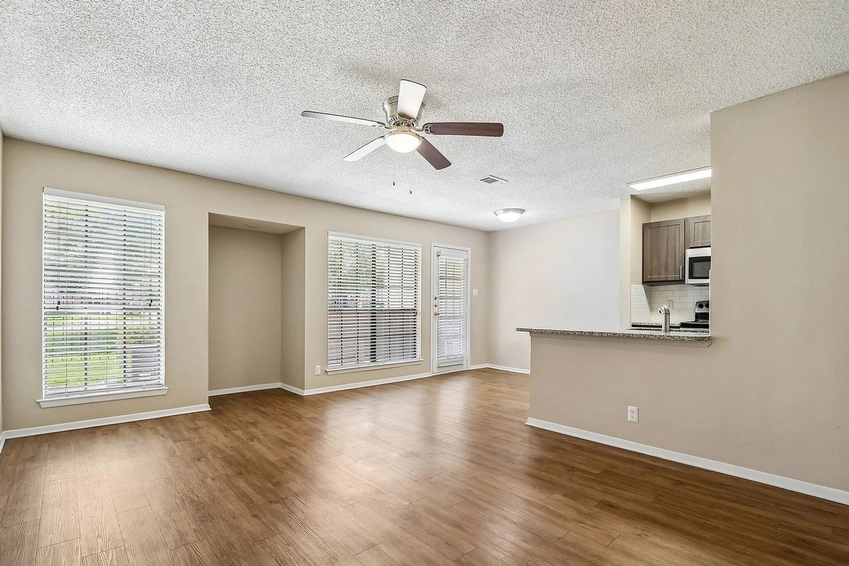3009 Ira Young Dr - Photo 3 of 16