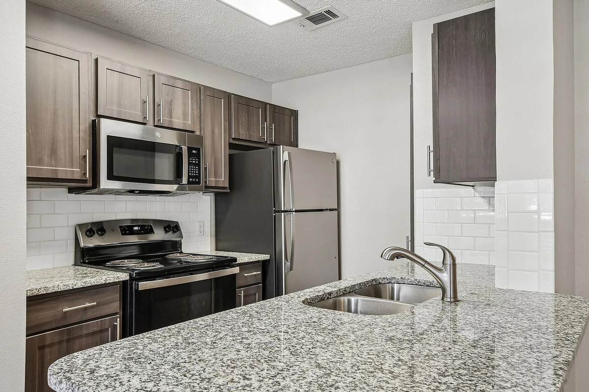 3009 Ira Young Dr - Photo 5 of 16