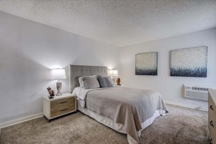 950 E Del Amo Blvd - Photo 1 of 1