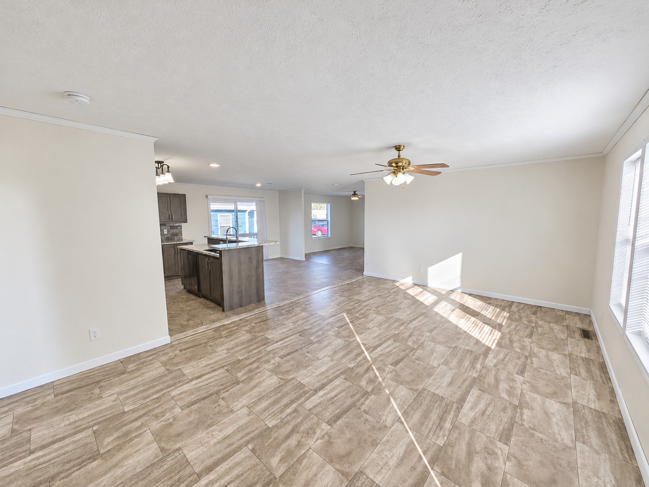 1025 Gordon Dr #209 - Photo 7 of 35