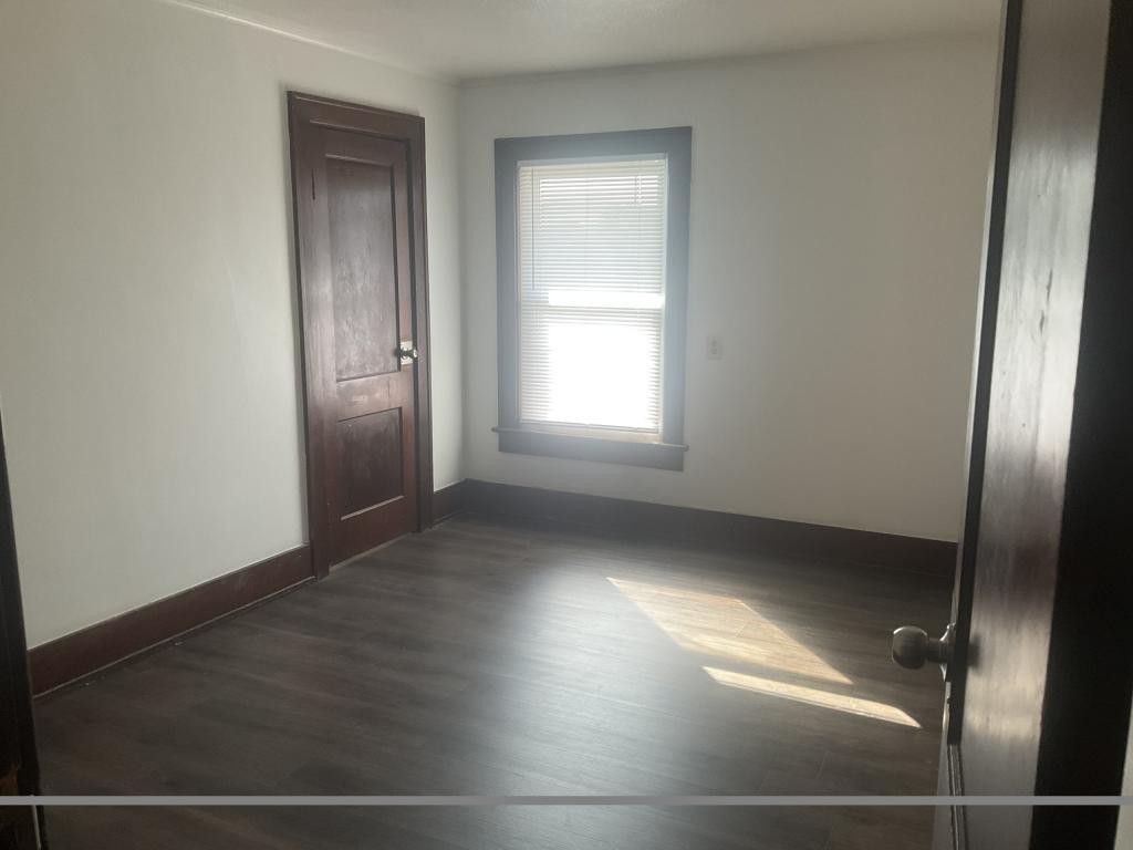 812 Tiffin Ave - Photo 5 of 15