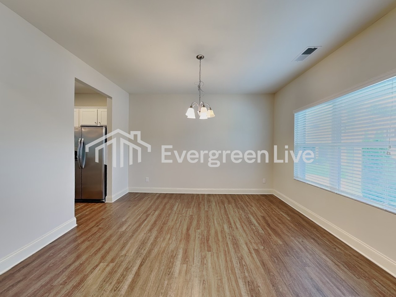 3208 Emerald Ridge Ct - Photo 4 of 20