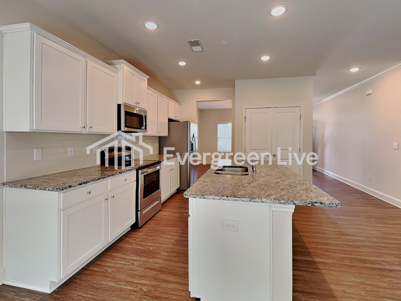 3208 Emerald Ridge Ct - Photo 6 of 20
