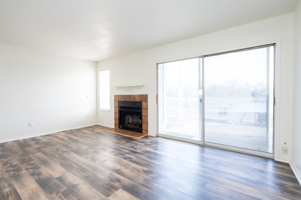 5590 S Gold St #300 - Photo 5 of 32