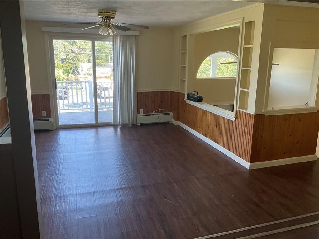 6 Pilgrim Ave - Photo 5 of 37