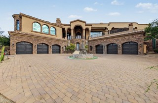 9245 N Vista Verde Ct - Photo 1 of 1
