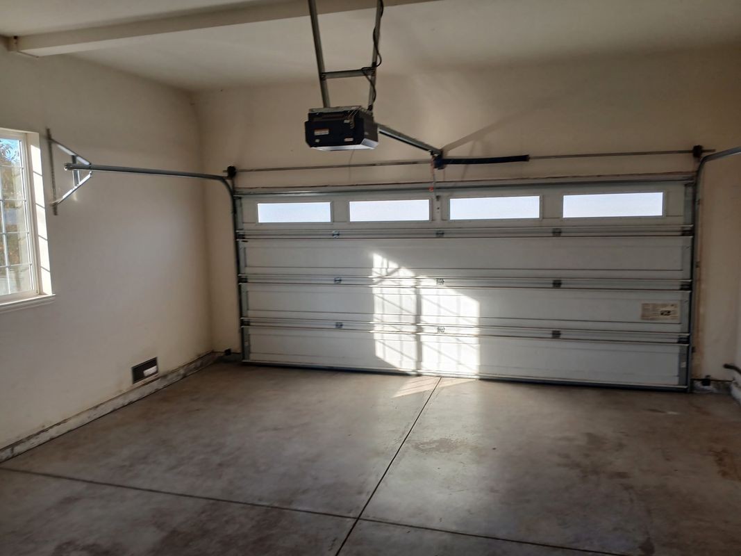 605 Fourth Ave - Photo 6 of 28