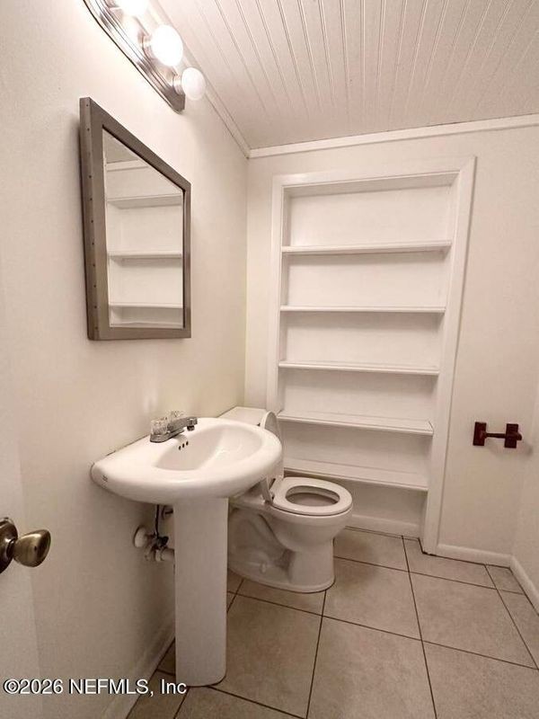 22 Millie Dr - Photo 6 of 37