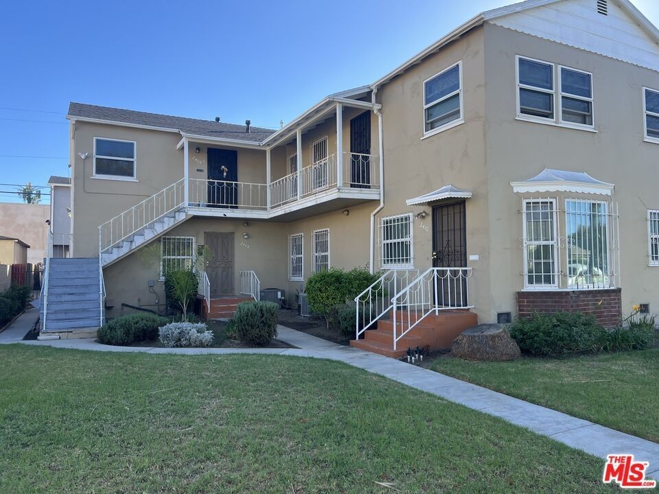 2408 W 85th St