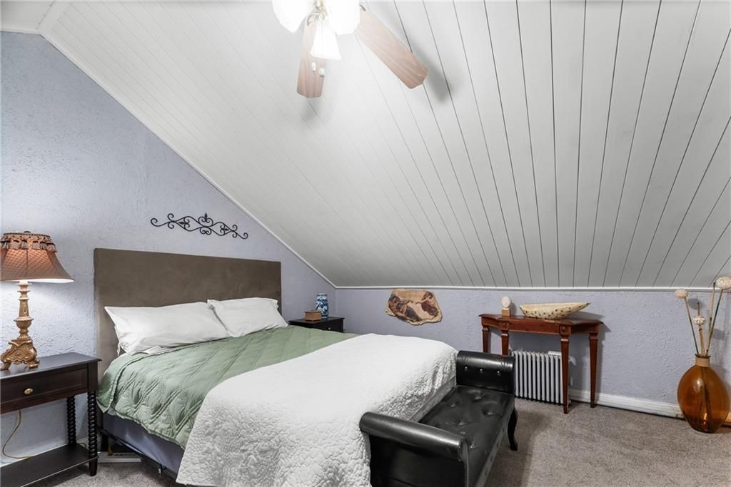 20 Brighton St ##3 - Photo 4 of 11