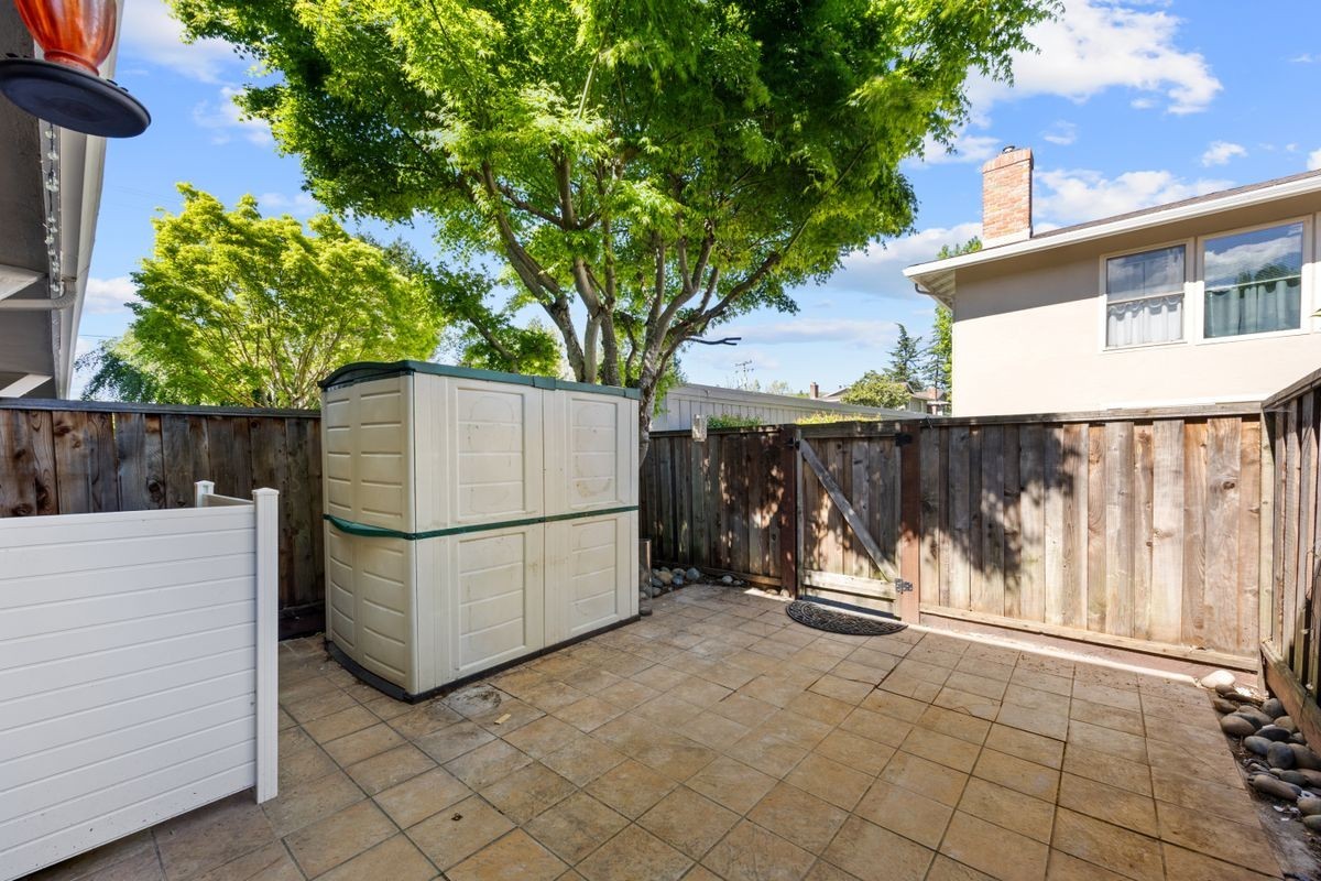 36 Miramonte Dr - Photo 6 of 18