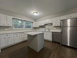 featured image of 1 Scotdale Rd #2