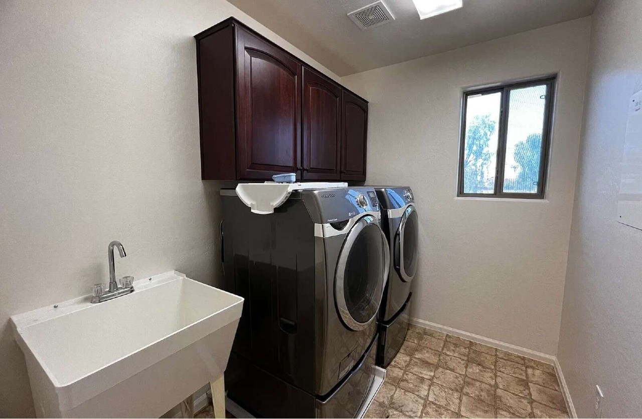 2859 E Shady Spring Trl - Photo 6 of 17