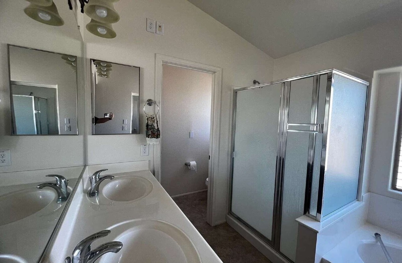 2859 E Shady Spring Trl - Photo 7 of 17