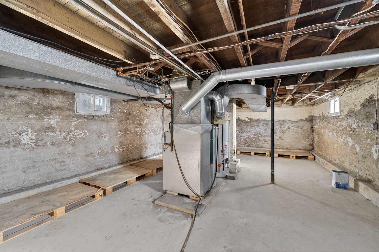 4324 8th Ave #4324 - Photo 4 of 19