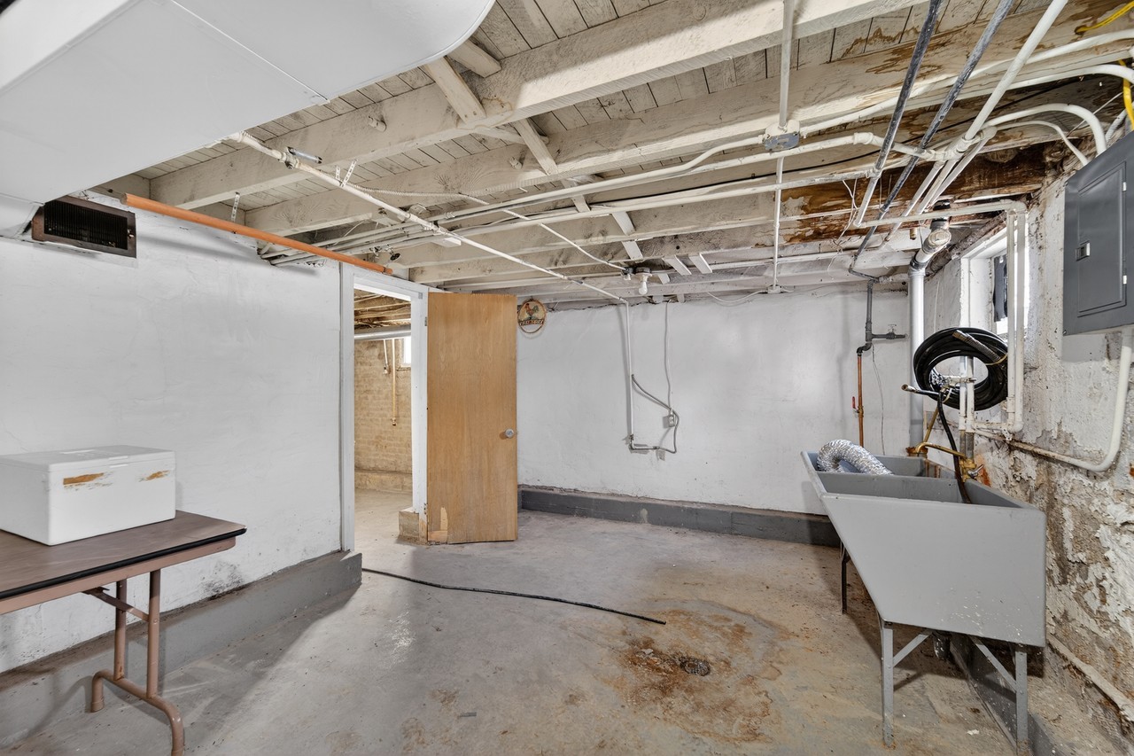 4324 8th Ave #4324 - Photo 5 of 19
