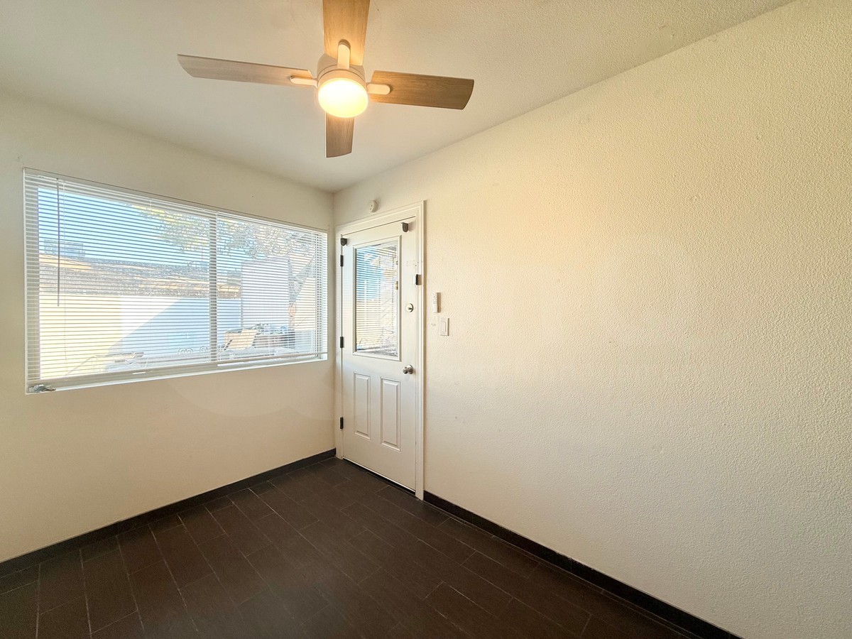 8413 E Coronado Rd #1 - Photo 6 of 16