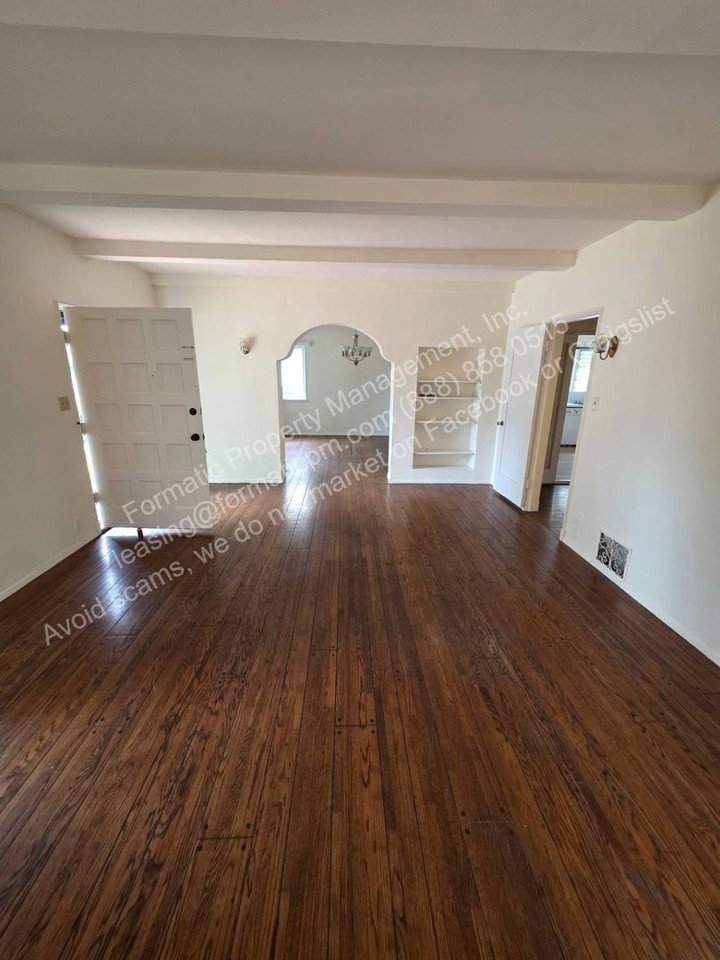 1720 La Senda Pl - Photo 4 of 22