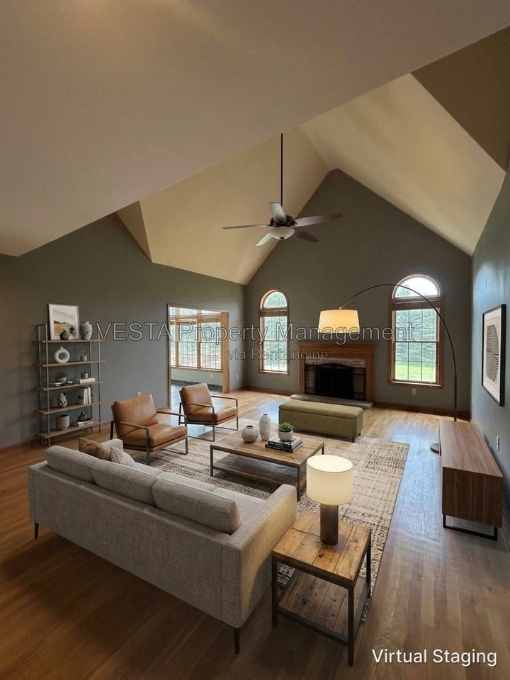 120 Sherwood Ave - Photo 2 of 24