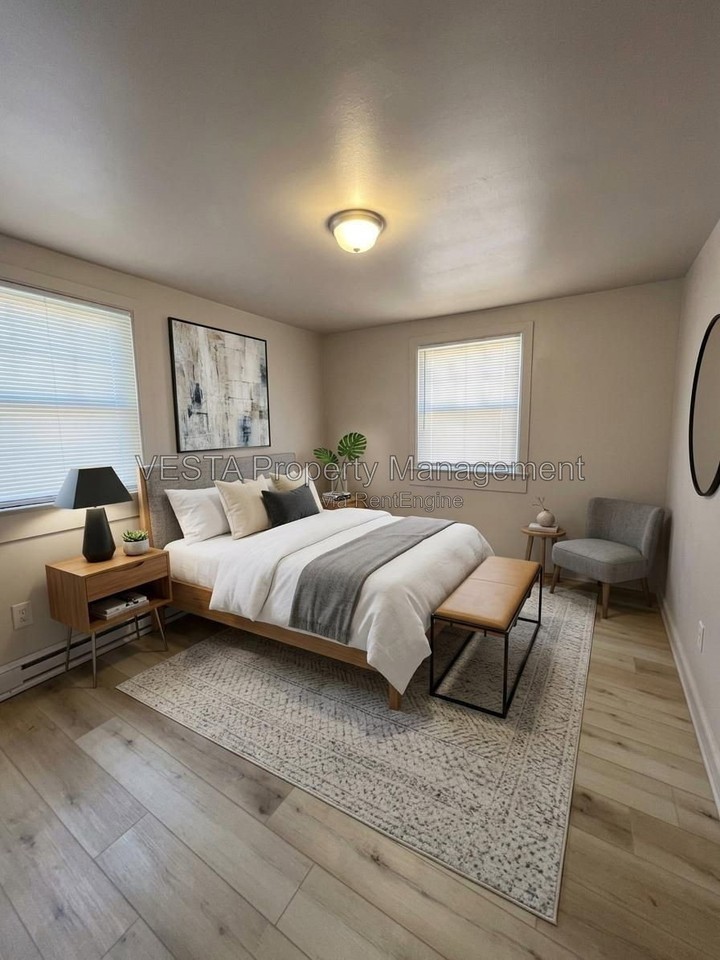 386 Cherrydale Ave - Photo 3 of 5