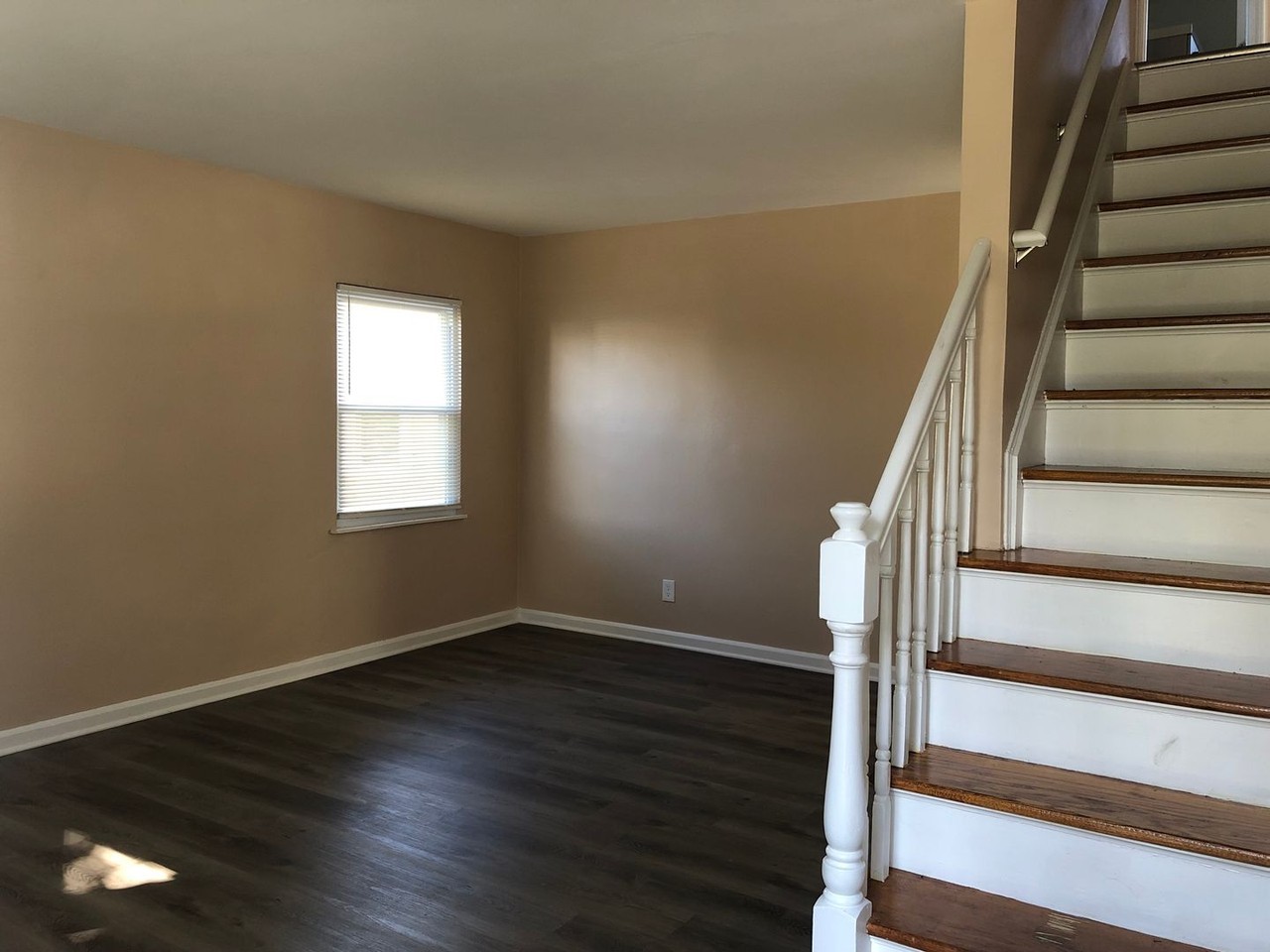 13 Runyon Dr - Photo 6 of 24