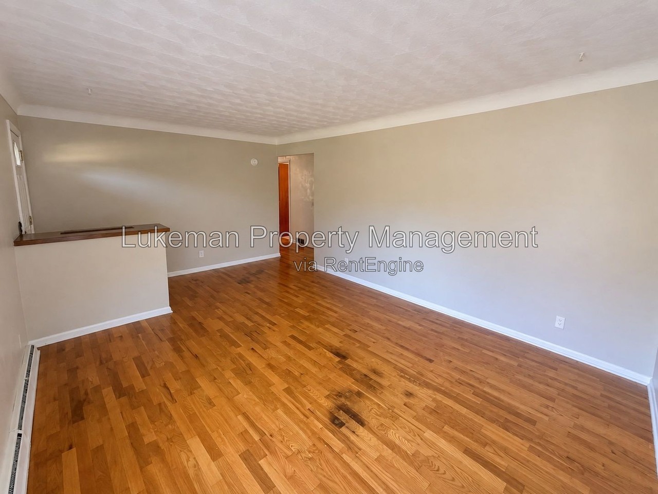 3201 Tamsin Ave - Photo 2 of 22
