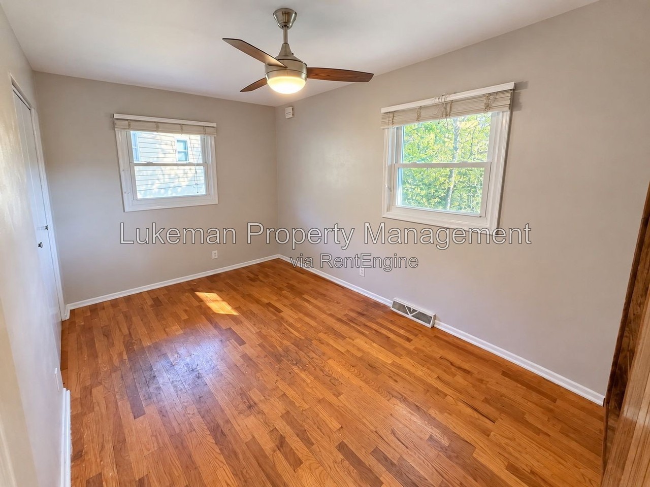3201 Tamsin Ave - Photo 6 of 22