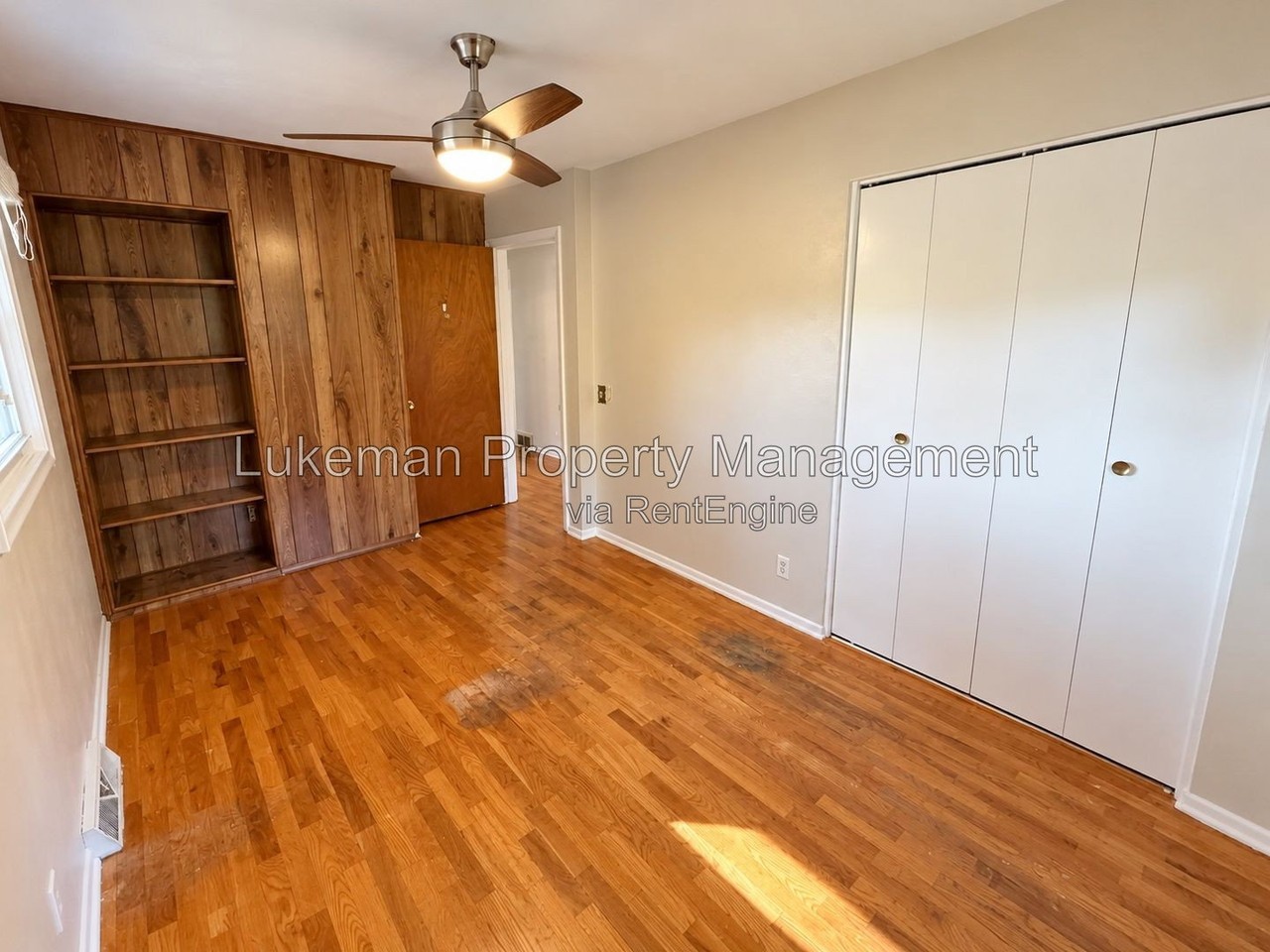 3201 Tamsin Ave - Photo 7 of 22