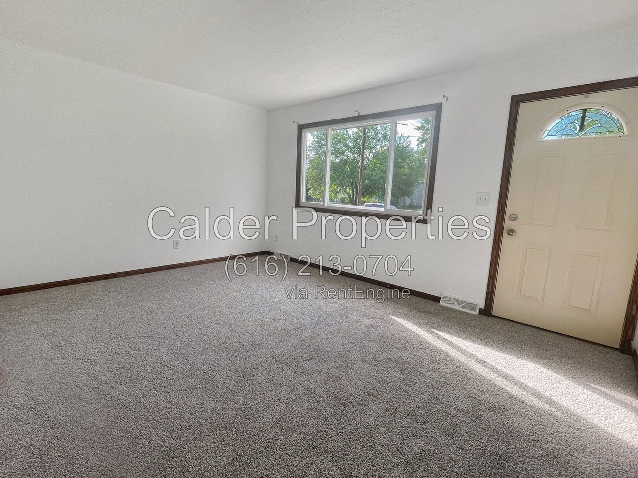 2300 Elmer Dr Ne - Photo 2 of 27