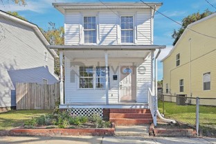 3204 Q St - Photo 1 of 1