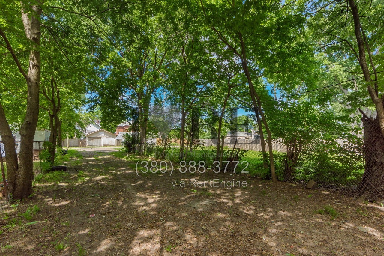63 N Central Ave - Photo 3 of 36