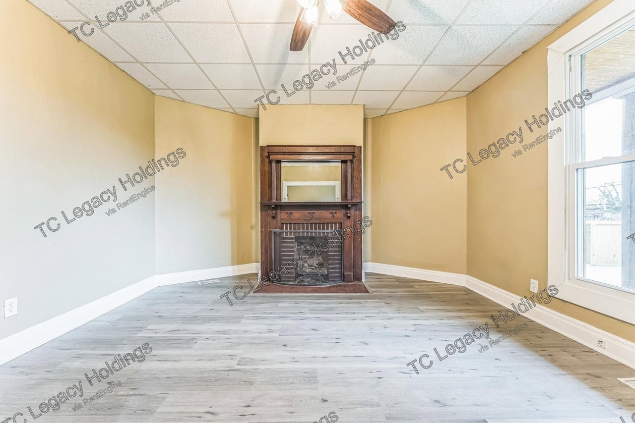 1502 W Virginia Ave - Photo 6 of 31