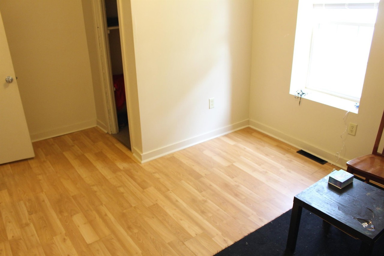 142 N Lancaster St - Photo 7 of 20