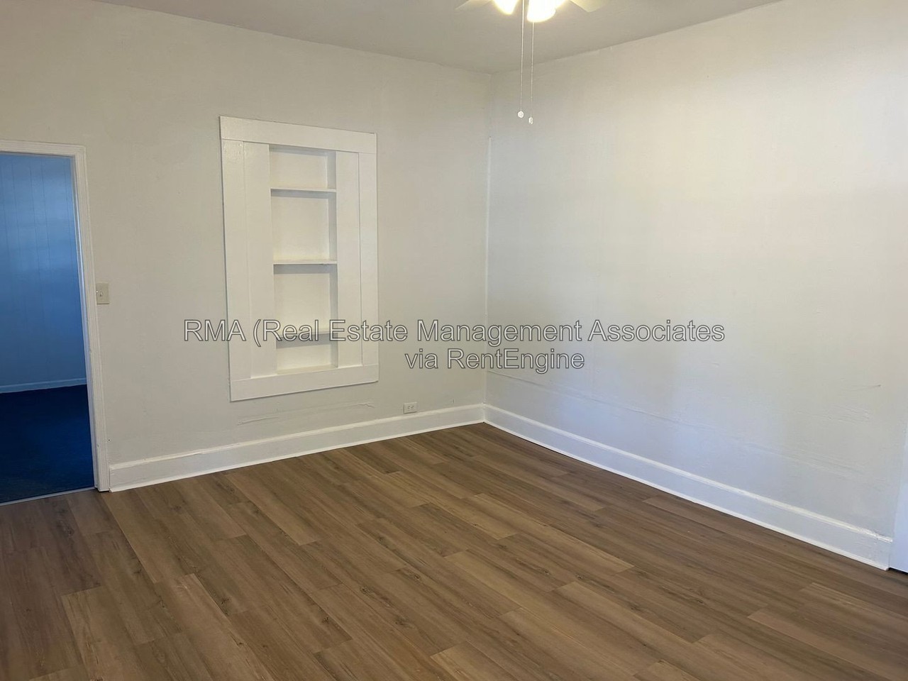 920 N 9th St - Photo 3 of 9