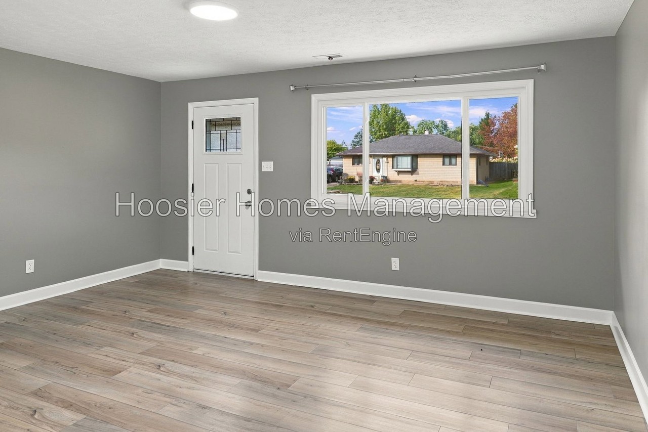 521 S 4th Ave - Photo 3 of 18