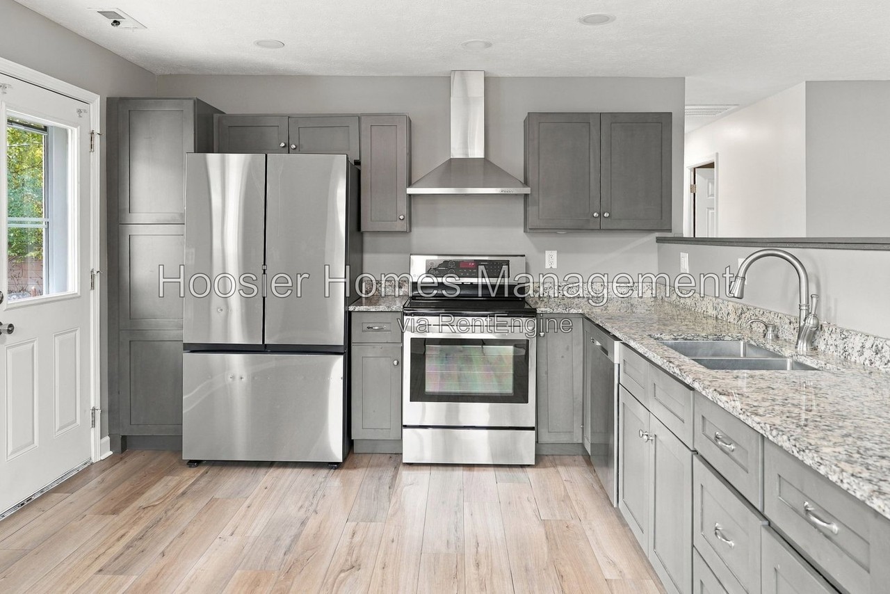 521 S 4th Ave - Photo 4 of 18