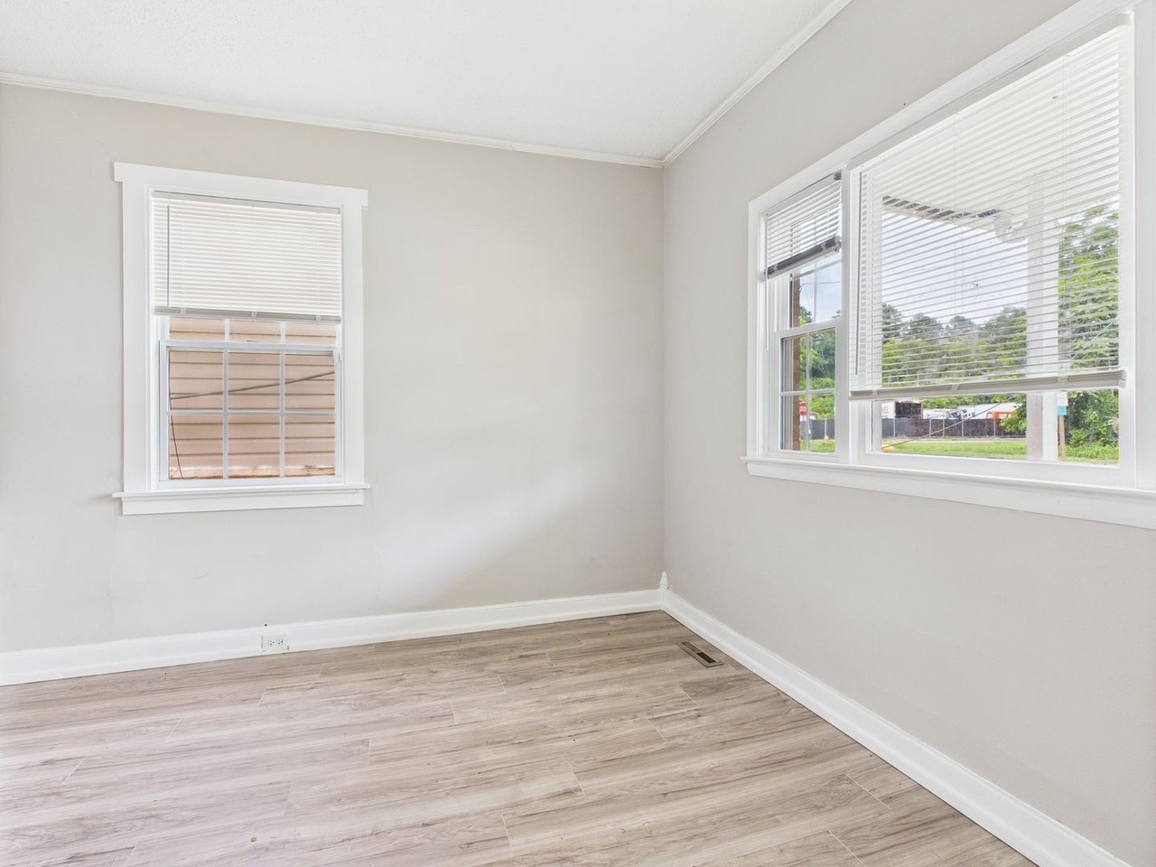 1456 Ferndale Ave #1454 - Photo 2 of 31