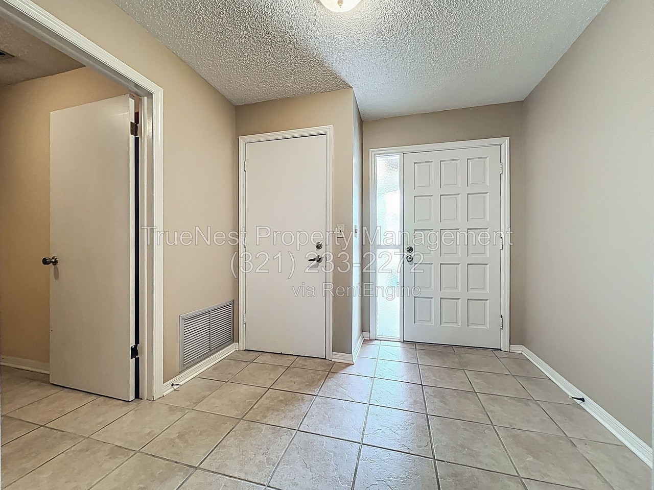 330 Markley Ct #330 - Photo 4 of 30