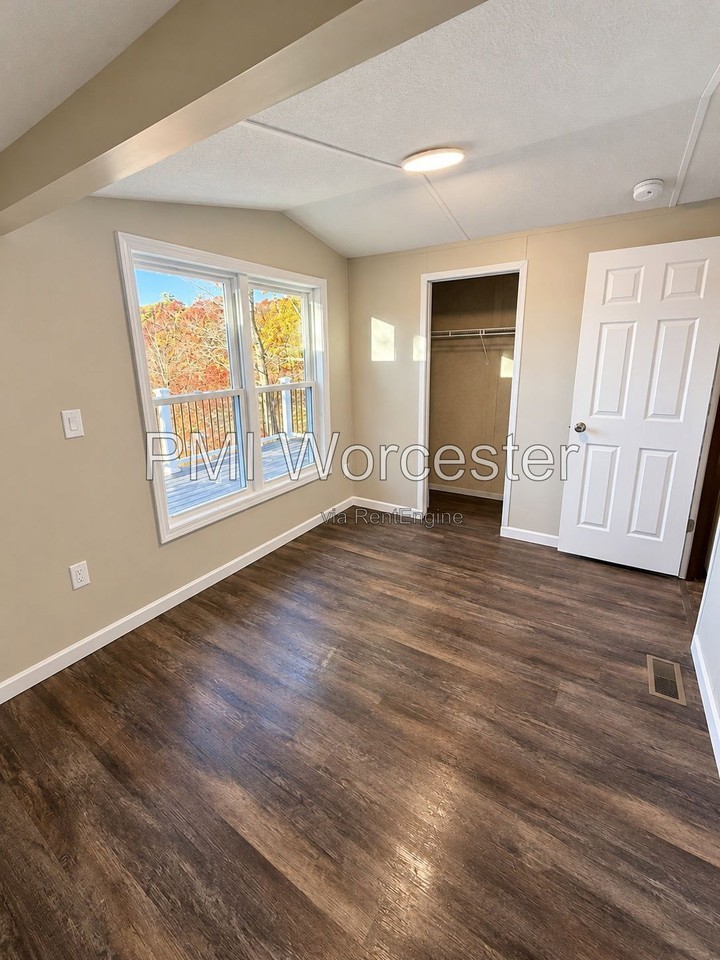 151 Hartford Tpke - Photo 7 of 18