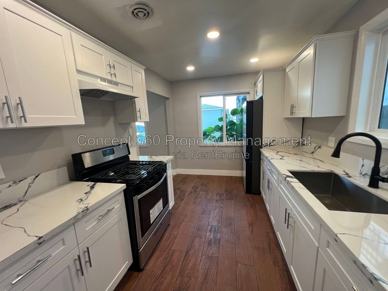 13719 Yukon Ave - Photo 3 of 18