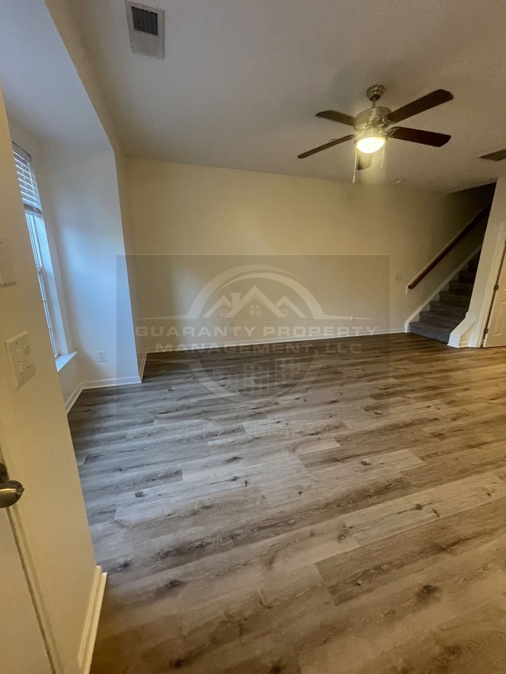1120 Renewal Pl #105-105 - Photo 4 of 28