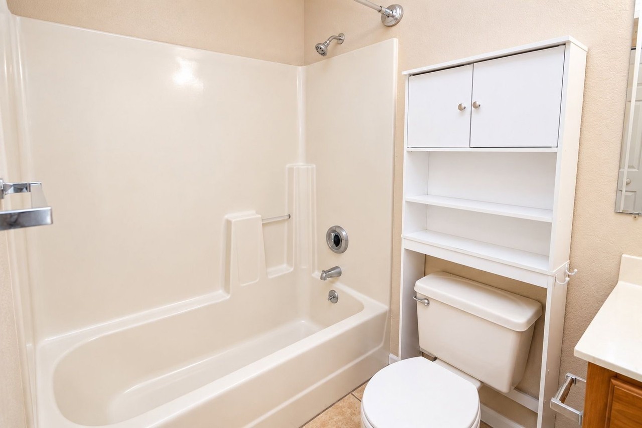303 Withrow Rd #305 - Photo 7 of 10